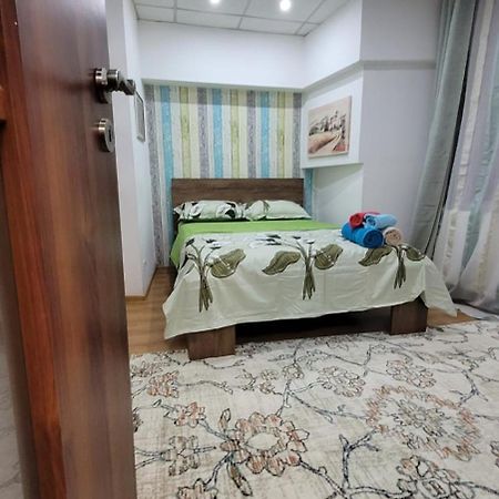 The Cozzy Corner Apartments Бухарест Экстерьер фото